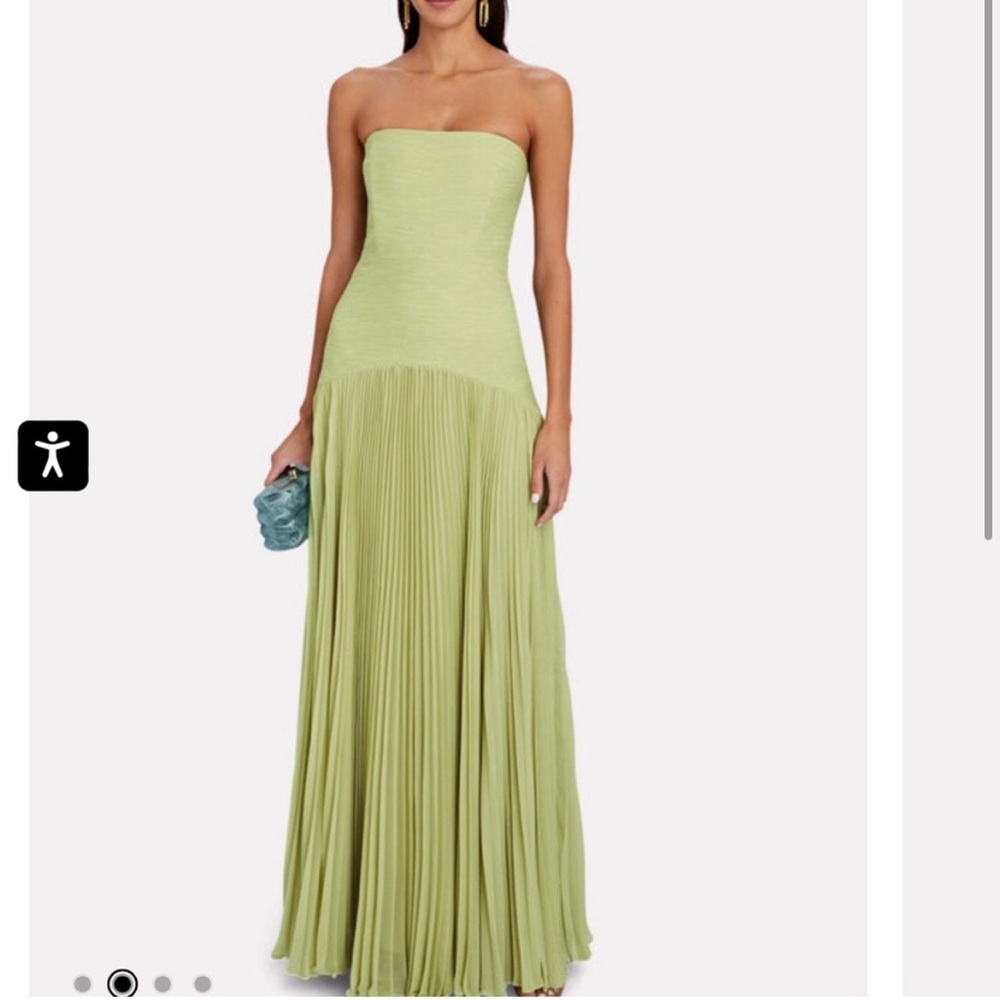 ISO Alexis Sunniva dress size XS or small!